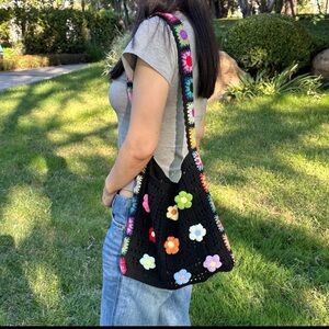 Crochet Floral Crossbody Bag: Handmade Knit Shoulder Tote Bag-Lightweight  Bag.